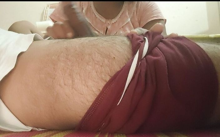 Sunilsuman9889: Indianca Bhabhi de la sat m-a făcut să stau pe...