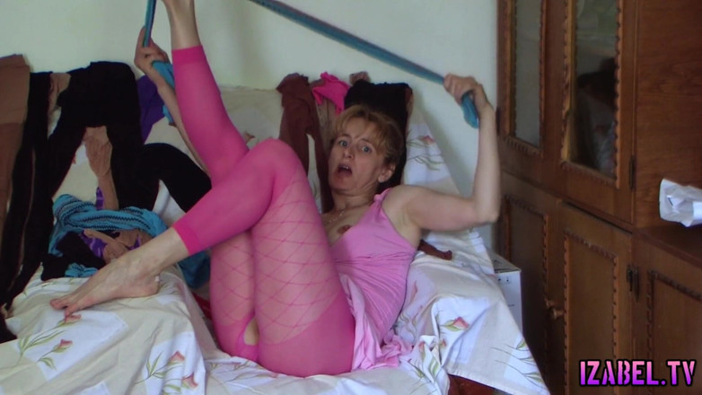 Izabel tv: Pantyhose fantasy and masturbation
