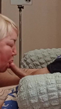 I Do Blowjob Blowjob and Jerk off My Stepson's Dick Until He Cums