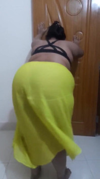 Step Mom Show Her Ass to Stepson Deshi Step Mom Hot Sex