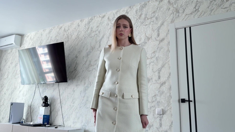 Arisha Mills: Meine sekretärin will nicht arbeiten, will aber ficken