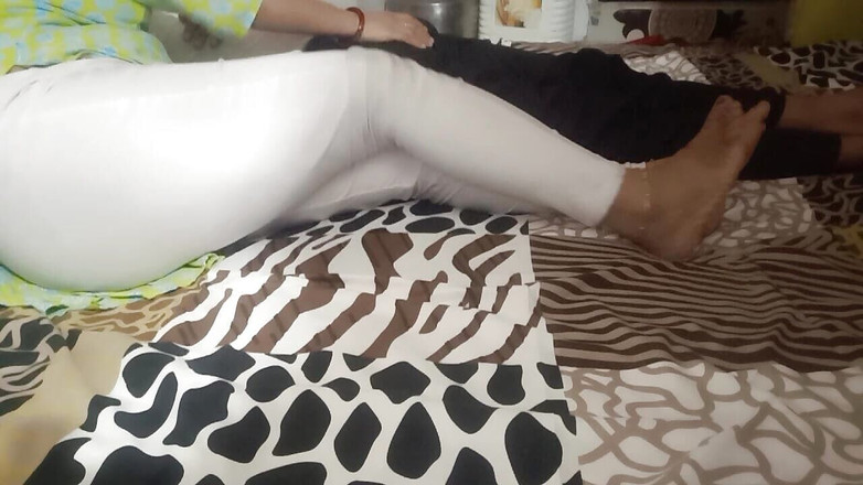 Sagita Sharm: 義理の姉を説得してセックスさせた