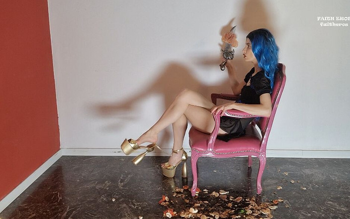 Faith Eros: 脚趾敲打ripoff - 交叉双腿恋物癖，忽略