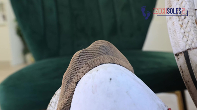 Czech Soles - foot fetish content: Her Feet Won't Stop Growing