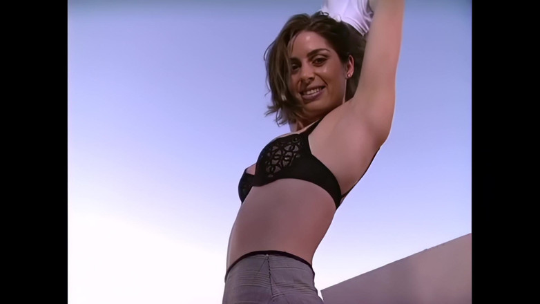 Blitzporn: Syren Smiles awek cantik yang menakjubkan, dewi muda dikongkek keras...