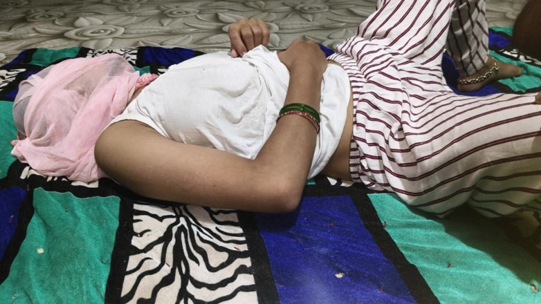 yongboy1: Indian Cute and Beautiful Bhabhi Sex!