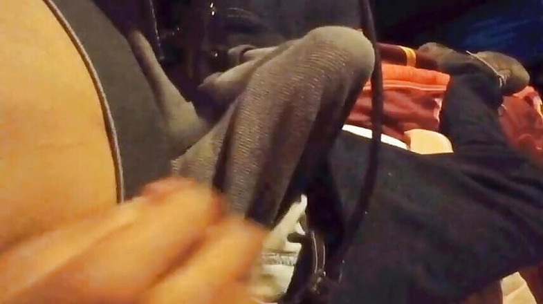 WolfGV: 나는 그들이 나를 홀로 남겨두고 있다는 사실을 이용하다