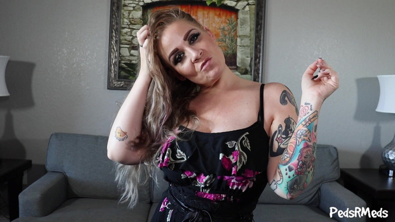 PedsRMeds: Whitney Morgan Hand Over Mouth Submission