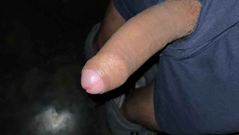 Shonai: その場で女の子を見つけて、彼女の大きなお尻を見てペニスが勃起しました。