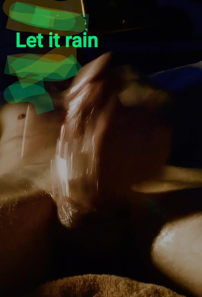 Hungwell: Great Cum Show Gay