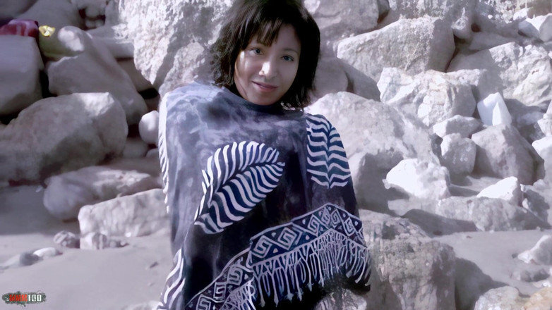 MMM100: Betty: piccolo mix di immagini sexy con la bellissima piccola...