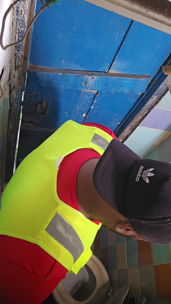 TheBlacKHunterr: Dois Peões Pegando公司的浴室