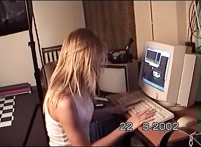 Flash Model Amateurs: Po hraní her se cítí sexy