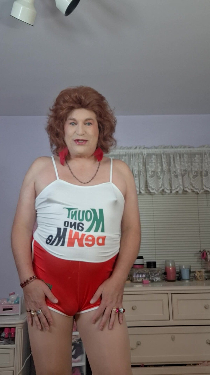 Victoria Lecherri: Моє таємне життя як гарячої дружини транса!