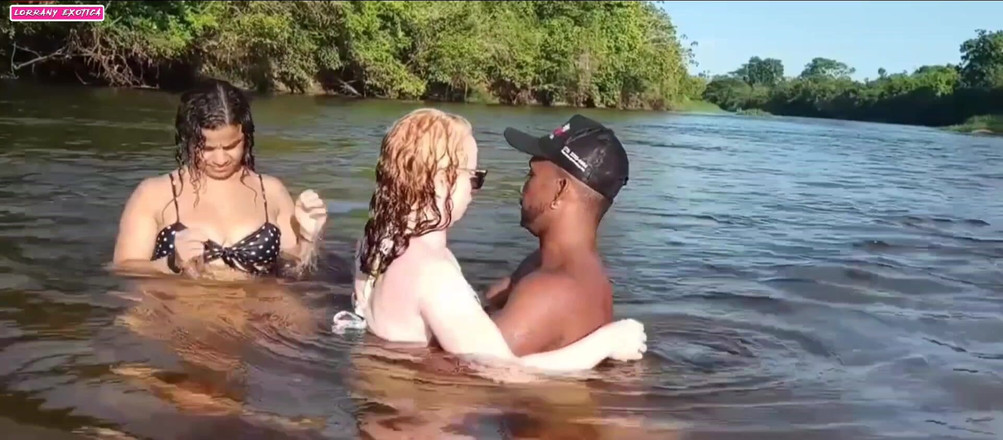 Lorrany exotica: Làm tình trong đập với họ thậm chí còn nóng bỏng...