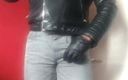 Black mature kinky muscle: Tati musculoas din piele oferă masturbare masturbare cu joc cu...