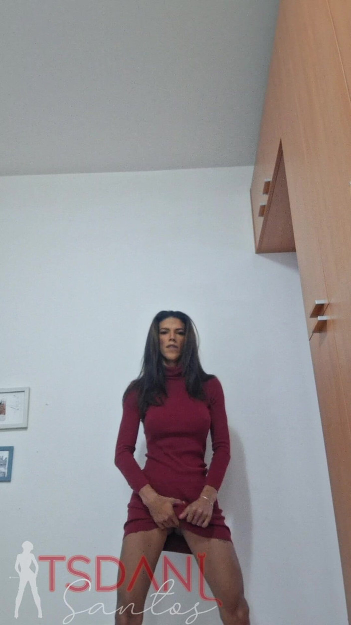 Tsdanisantos1: 화상 통화 중, 그는 우유 정액 아기를 원한다고 말했습니다.