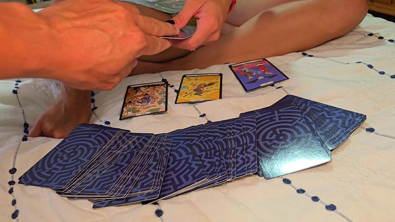 Labestiaylabella: Rakan sebilik membantu saya mengepam susu dalam kongkek yang kaya.