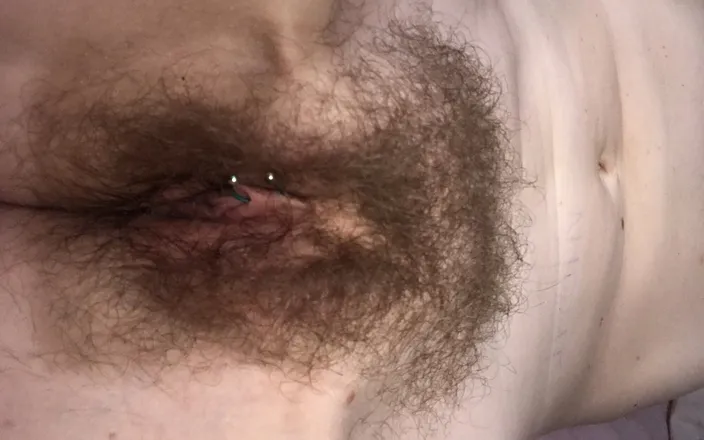 MistressWriggler: Hot Happy Hippy Hairy Stepmom Uses Fav Toy to Have...