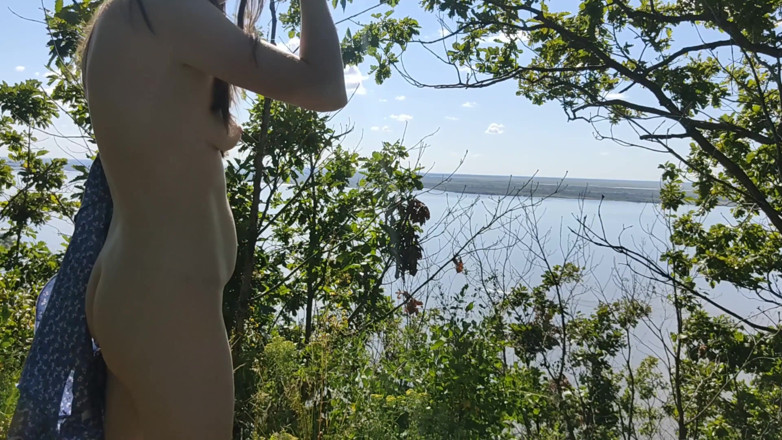 MissPopa: Sexual Encounters in the Woods