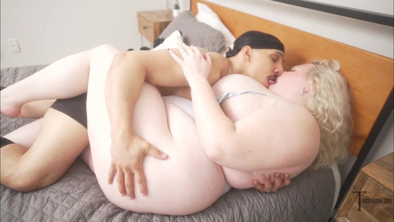 Thiccvision: Puerto Rock Dicks Down Big Titty Blonde Stella Daniels
