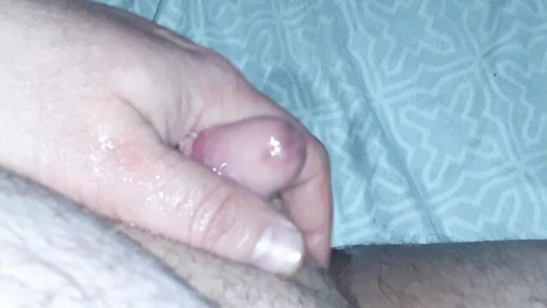 kinkylittledickie: #84 从我松弛的小鸡巴上撸管的感觉真好