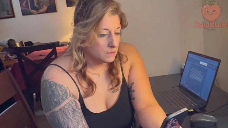 CoupleLove91783: 자지 사진을 본 새엄마