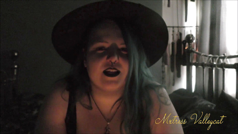 Mxtress Valleycat: Yule cũng là femme