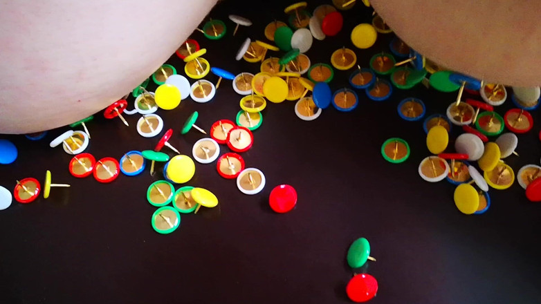 Bouncy Tits Action: Лучшее из шлепанья по сиськами на улице 2