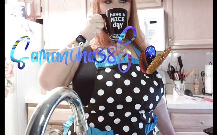 Samantha 38G: Samantha 38g Washing dishes in new polka dot apron