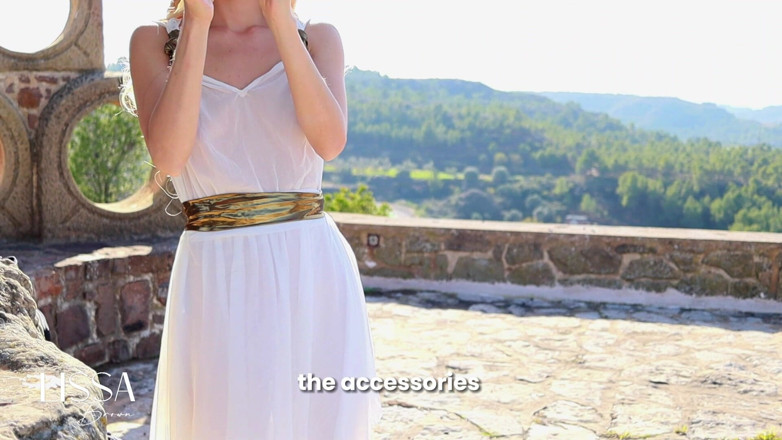 Lissa Brown: Grwm Greek Goddess, Makeup and Outfit