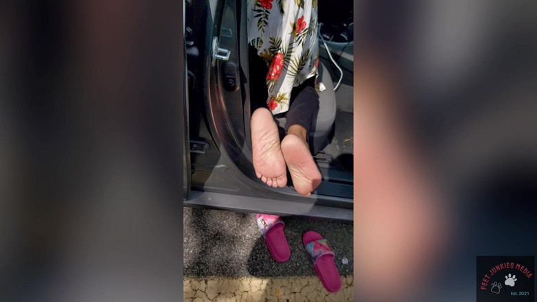 Foot Patrol: Mz Jersey의 Danity Phat 보짓물이 많은 고기 하이힐 N 발바닥 플레이