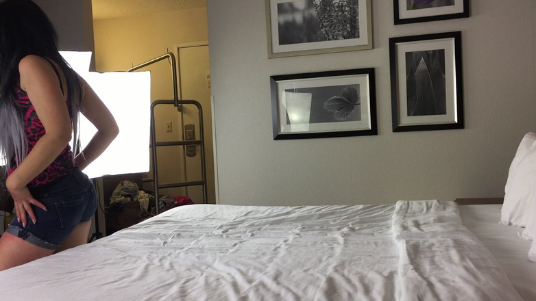 Golden Griffin: Karma Lust - část 1 - boční úhel