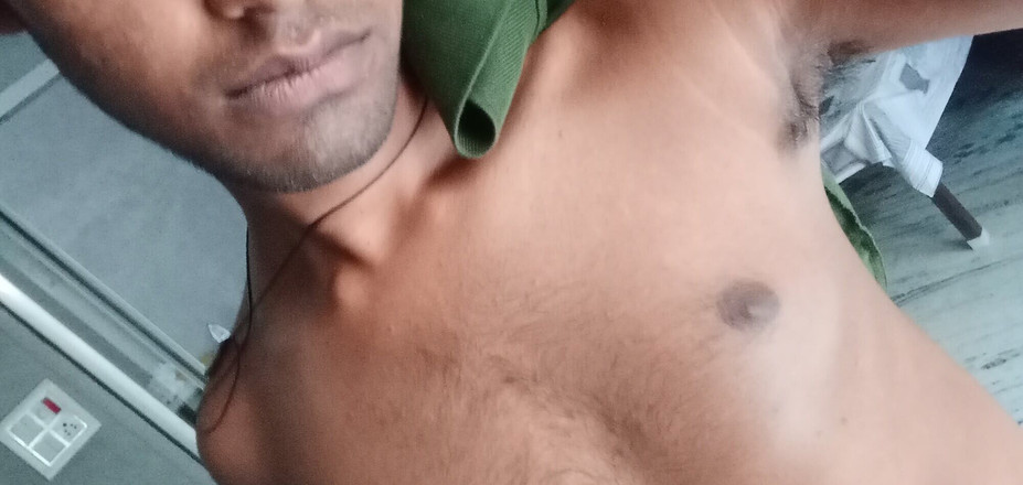 sexy_series: नग्न आदमी गांड अकेले खेल रहा है लंड चोद रहा है