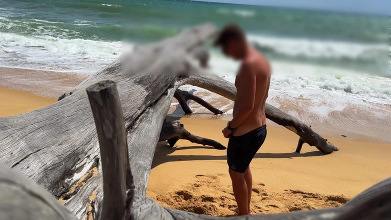 TenderMolly: Extreme Sex on a Beach