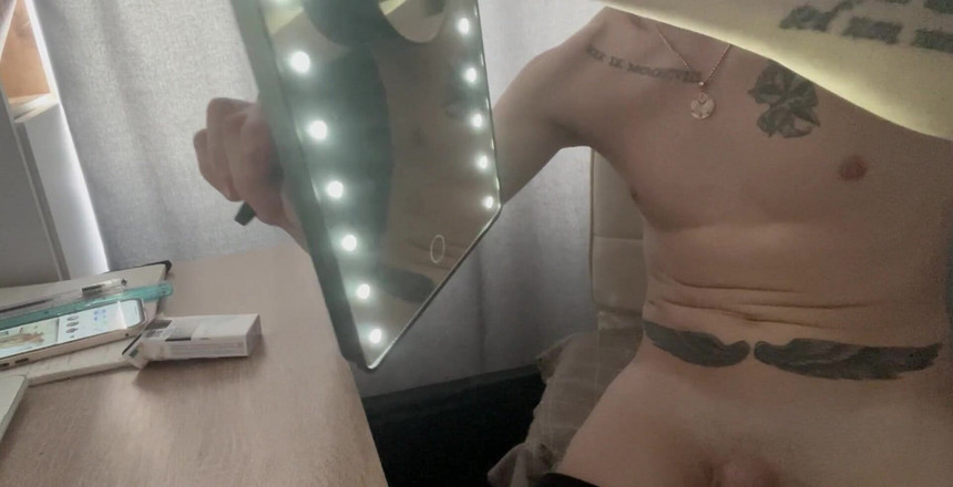 Falcon Al: 燻製し、お尻を愛撫し、痙攣し、鏡に映り、美味しそうな精子を全て舐めた