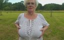 PureVicky66: Hot Granny Piss Outdoors