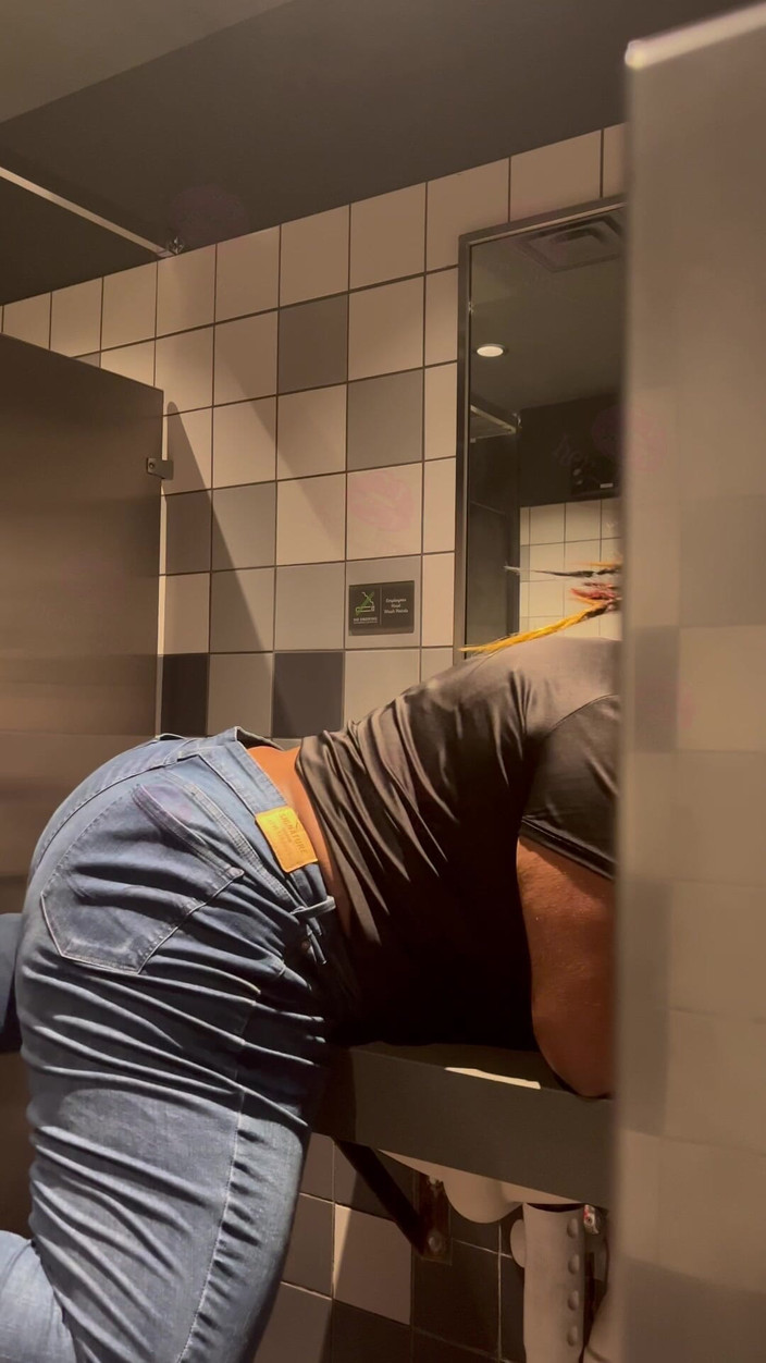 Anye Meshell: Đừng vào đây!