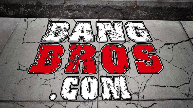 BangBros: Bangbros - Velký zadek Ms London jezdí na masivním ptákovi