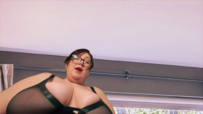 cutejayne: BBW Becomes Giantess Taunts and Stomps You