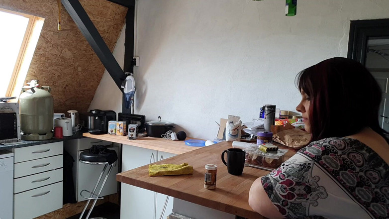 Femdom-Team-German: Cleaning the Kitchen with Fixed Eggs Housework with a Difference
