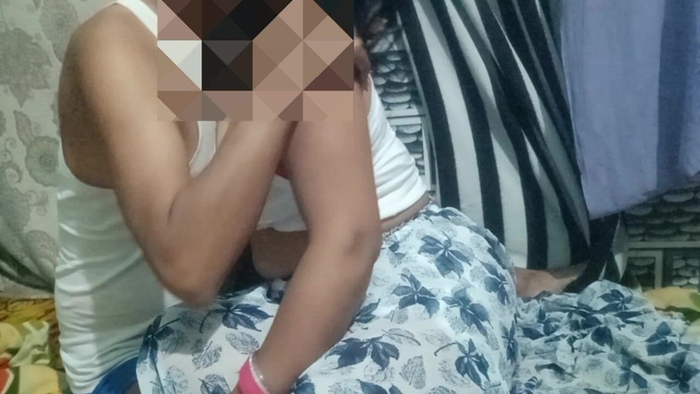 BendableFog5: Heiße rheas große titten gequetscht und aufgewärmt und gefickt