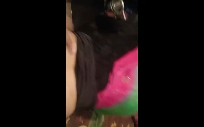 Gulaab: Fist fois que je baise une Arabe