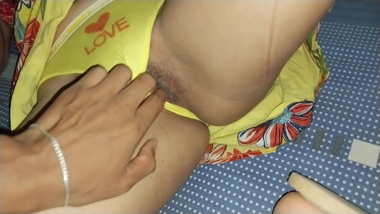 Dulce_Lou: Il mio ragazzo lascia che il suo migliore amico mi...