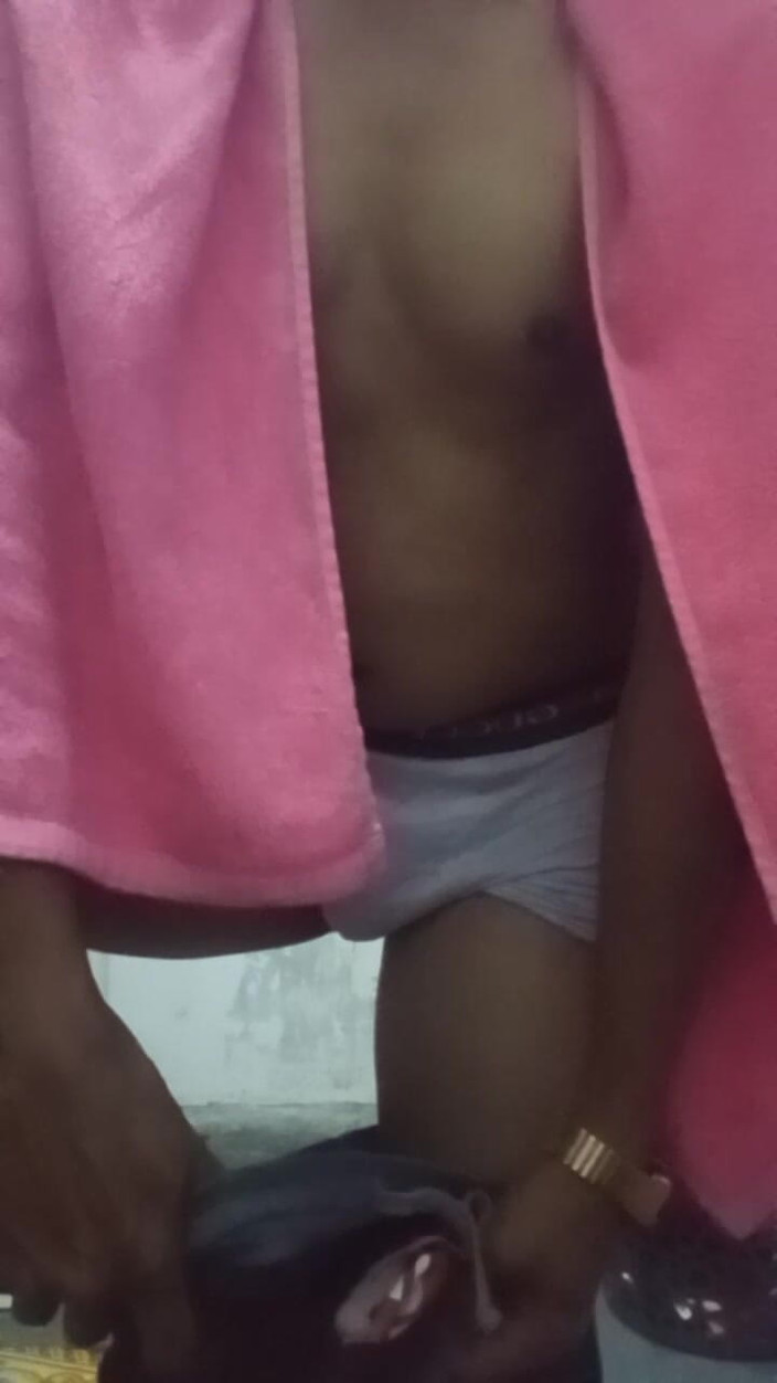 Mr Right: Dak Birichino