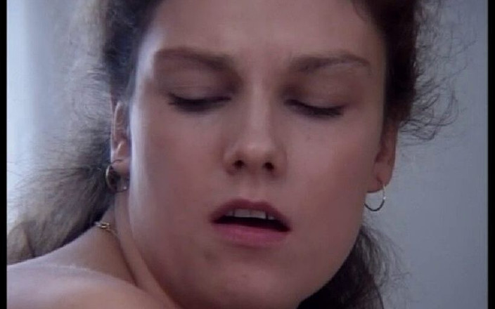 Videorama: Sladká maličká věc je snědena svým přítelem