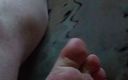 Carmen_Nylonjunge: Funny Toes at Afternoon