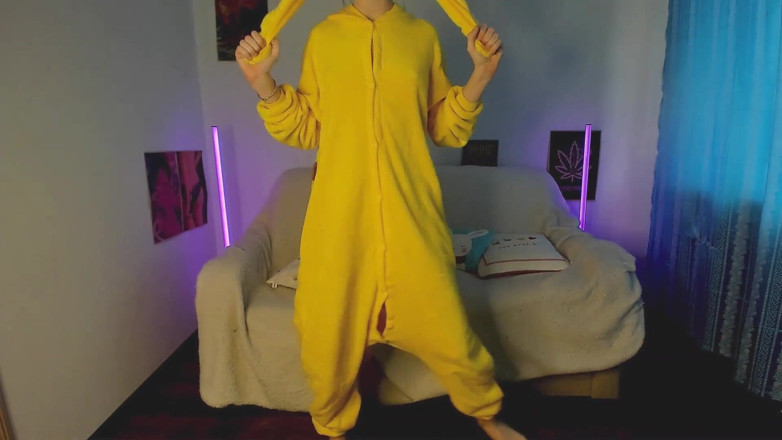 Skinny_lady69: Juicy cosplay