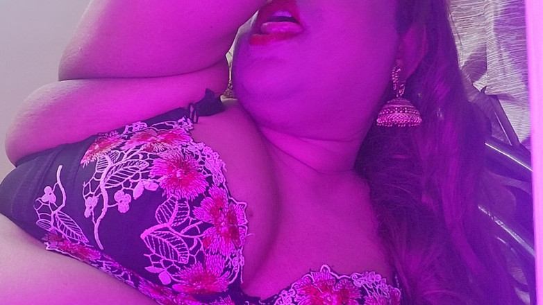 Indiansissychubby: 내 새 사리 따먹기