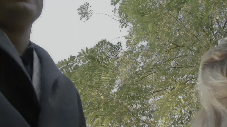 Inthe MILF room: Thresome: O Homem, O Garoto E a MILF